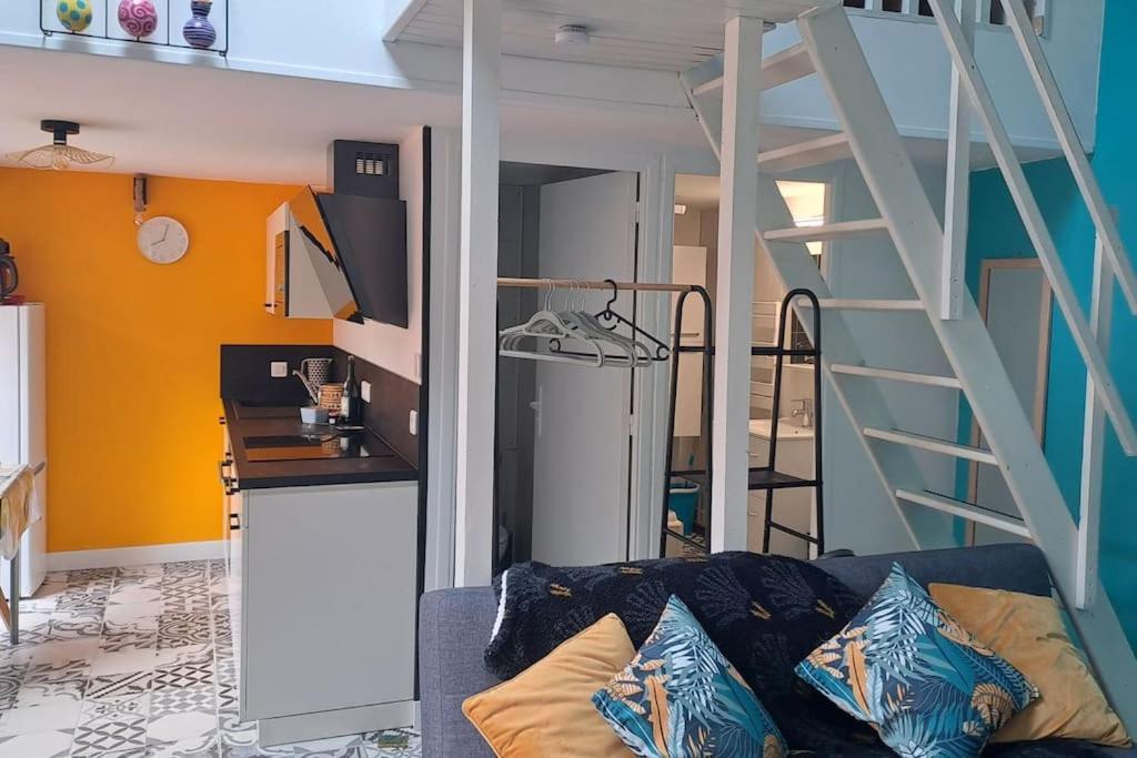 Charmante Petite Maison Proche Du Port, Maison 7 Биник Екстериор снимка